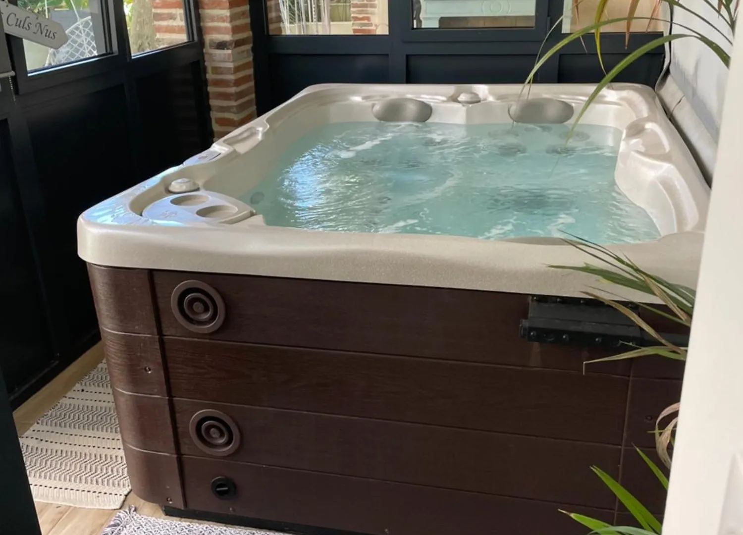 Nuit Romantique Avec Jacuzzi Prive ! Noé Villa