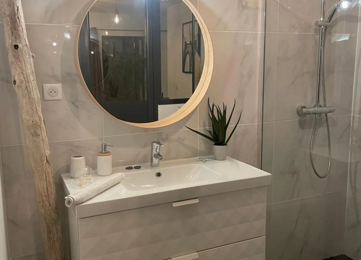 Nuit Romantique Avec Jacuzzi Prive ! Noé